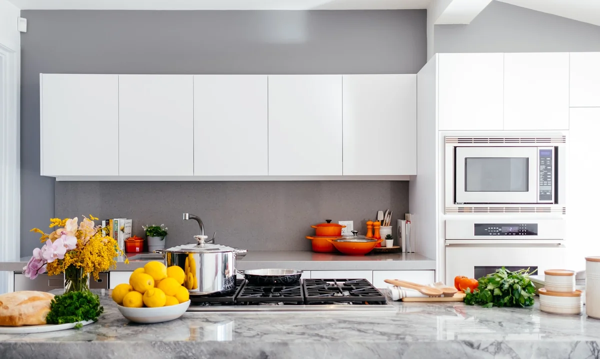 Kitchen Cabinet Refacing and Remodeling